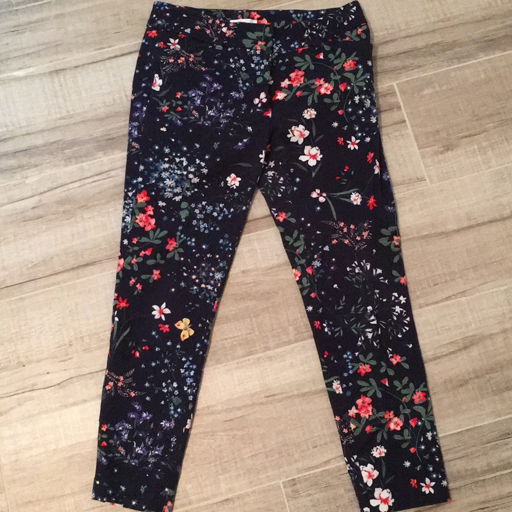 Floral print pants